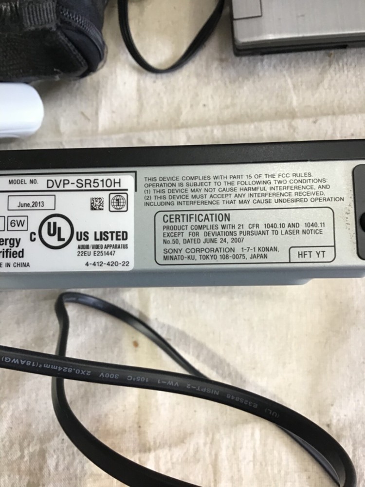 Sony DVPSR510H DVD Player w/remote