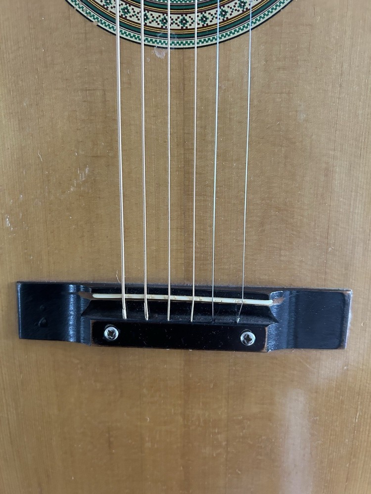Decca Acoustic Guitar 124 New Strings