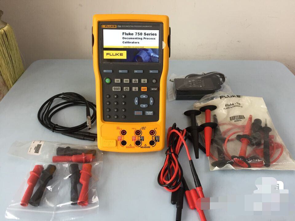 Fluke 754 HART NIST Calibrated Data Documenting Multifunction Process Calibrator