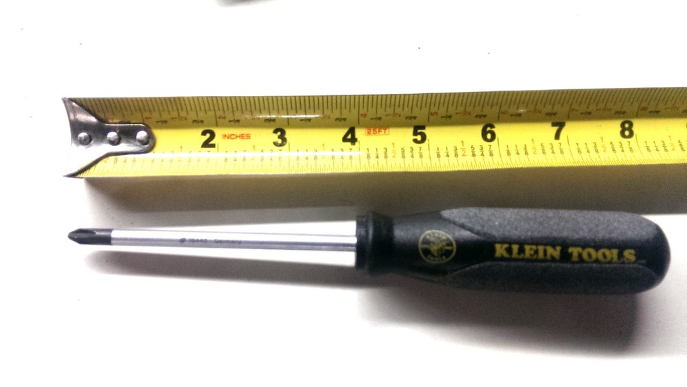 Klein Tools 19446 Profilated Phillips-Tip Screwdriver 3-15/16''(100 mm) Round