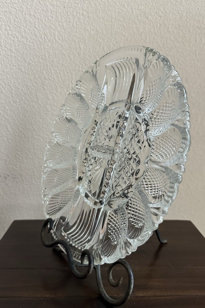Vintage L.E. Smith Glass Deviled Egg & Relish Plate w/ Pineapple Pattern-EUC