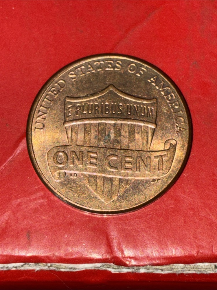 2016 P Lincoln Shield Cent (Red) • Penny • #260330