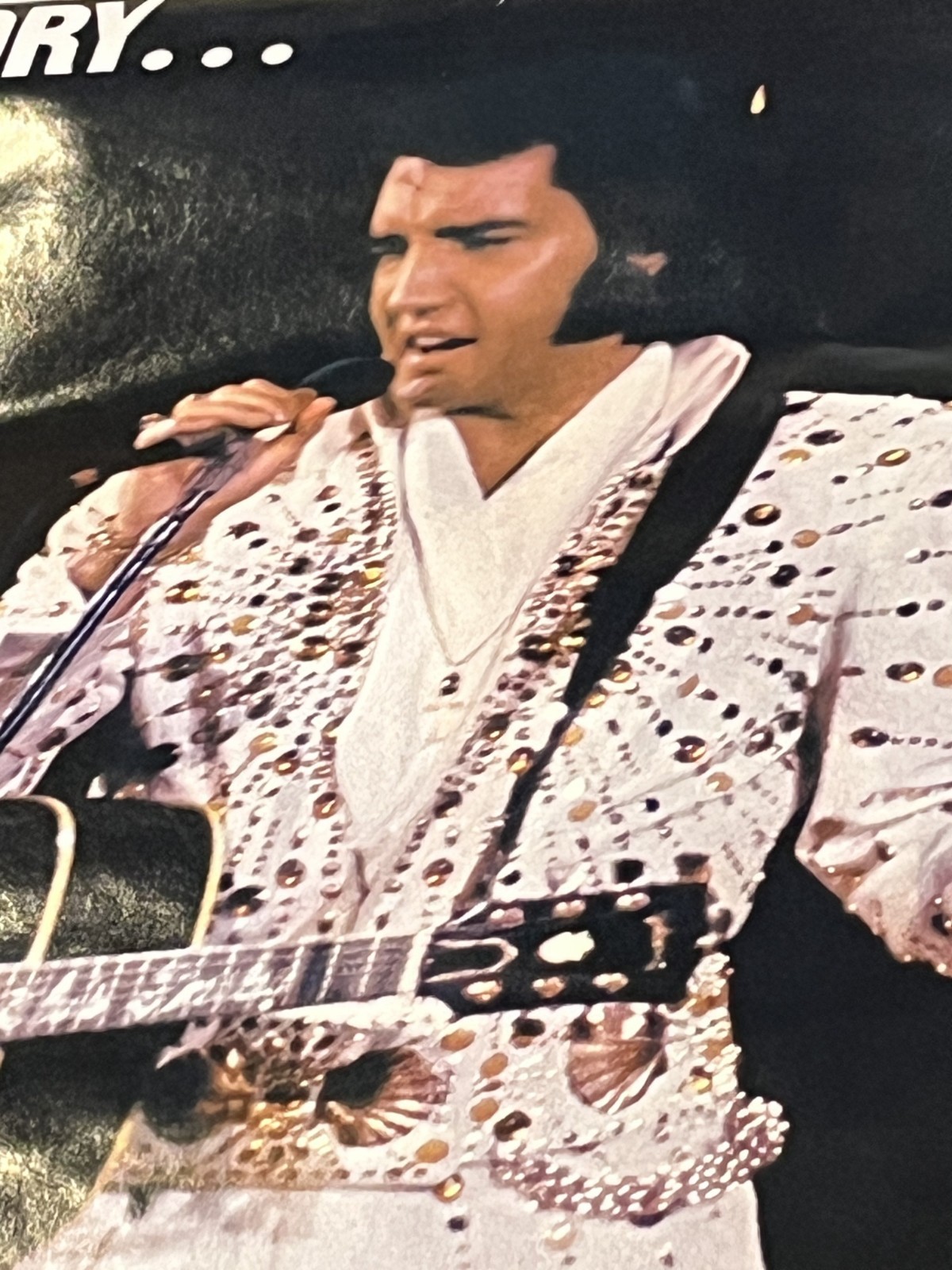 Vintage 1977 Elvis Presley Poster 22x27 in Memory 1935-1977 White Suit
