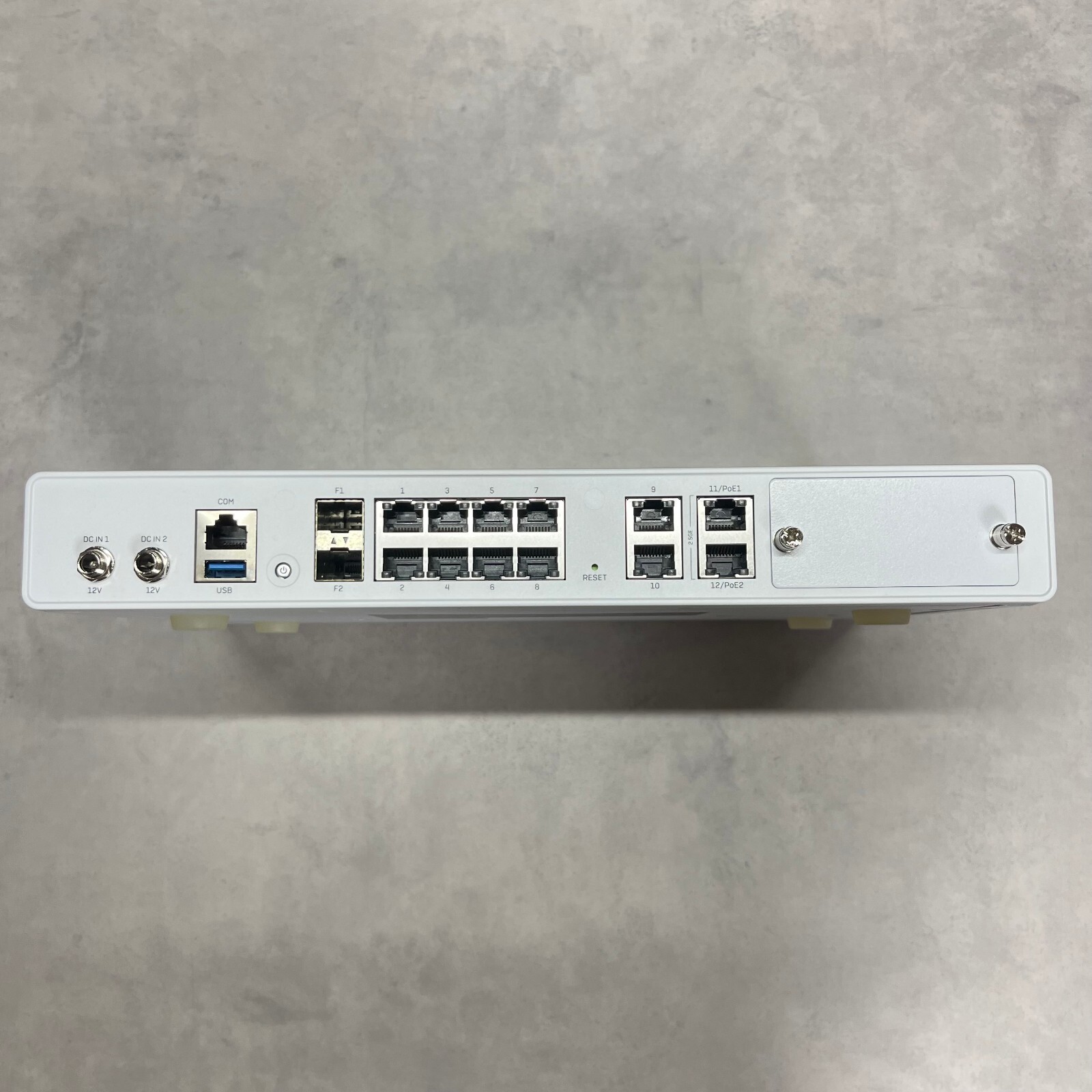 SOPHOS XGS 136 Next generation firewall Sophos Ltd. XG136 w/Cable Tested Good!!