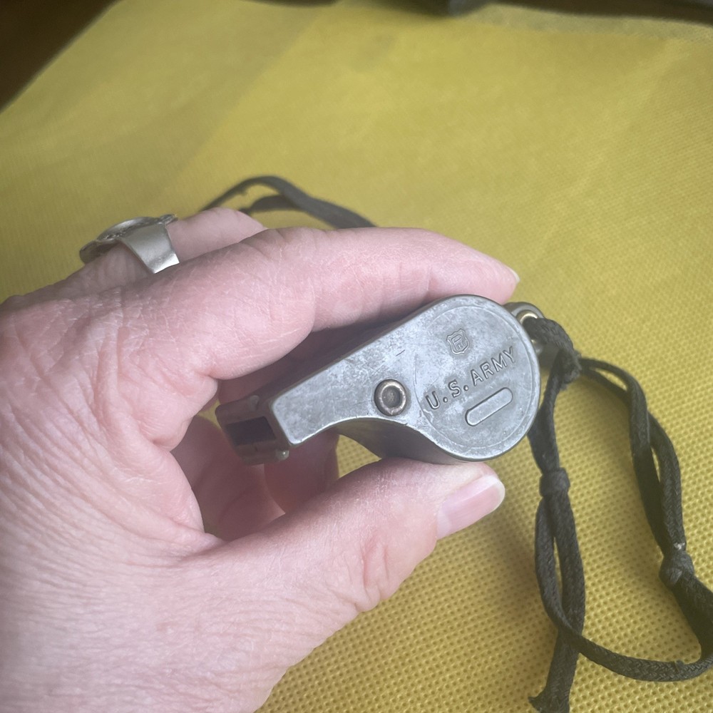 Vintage WW2 U.S. Era OD Green Plastic Whistle Works!