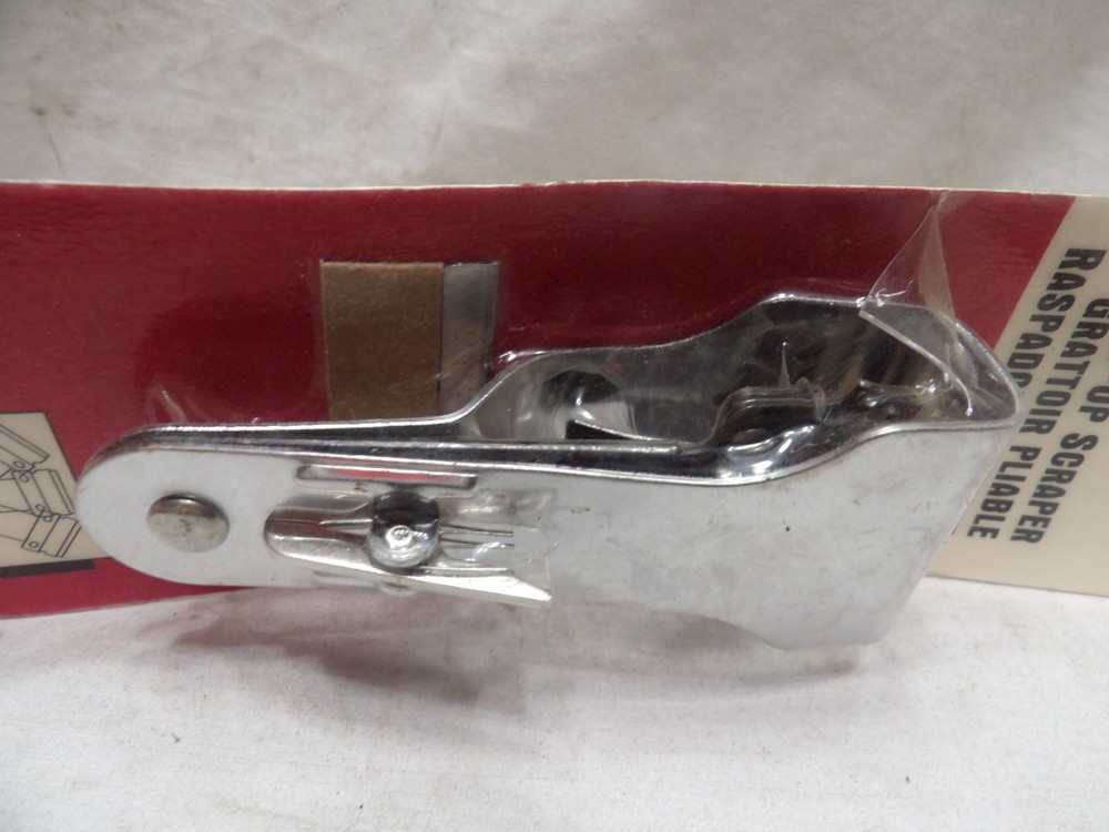 Lisle Fold-Up Scraper #52400