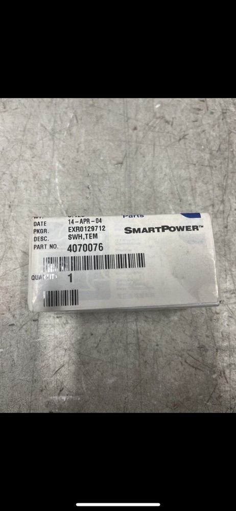 New Cummins Onan SWH,TEMP 4070076
