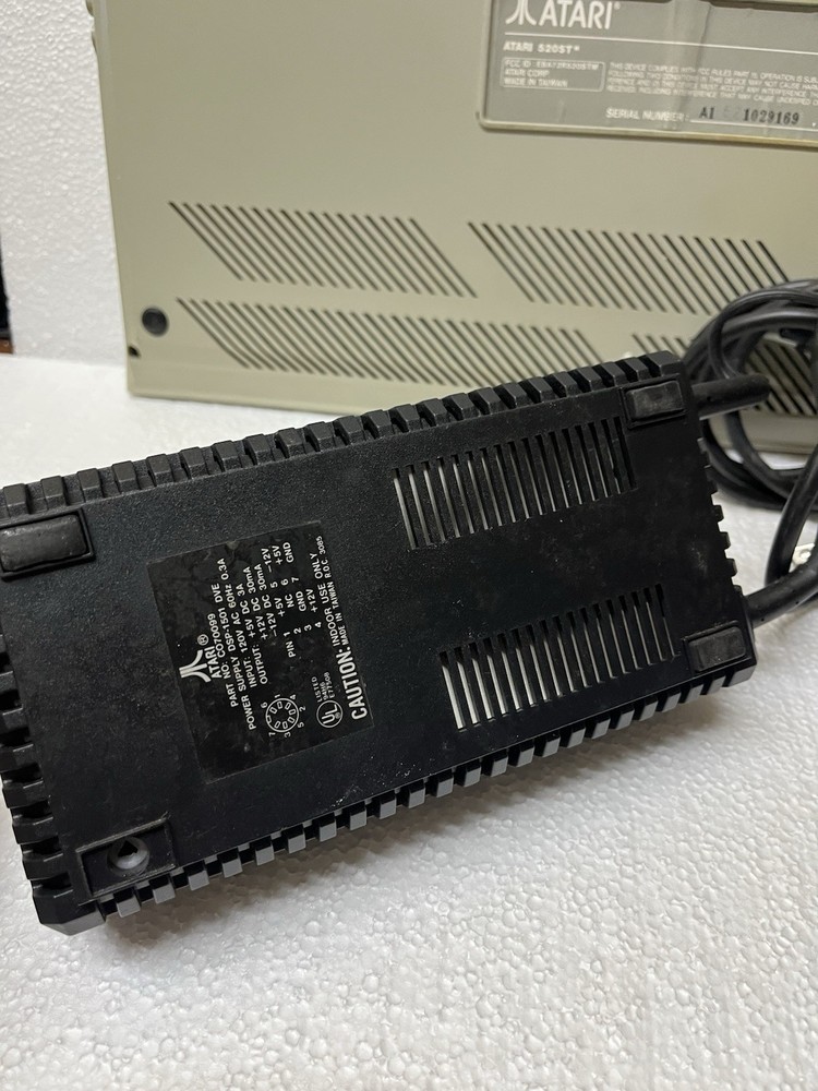 Atari 520ST STM Computer w/ Power Supply - Tested & Working!