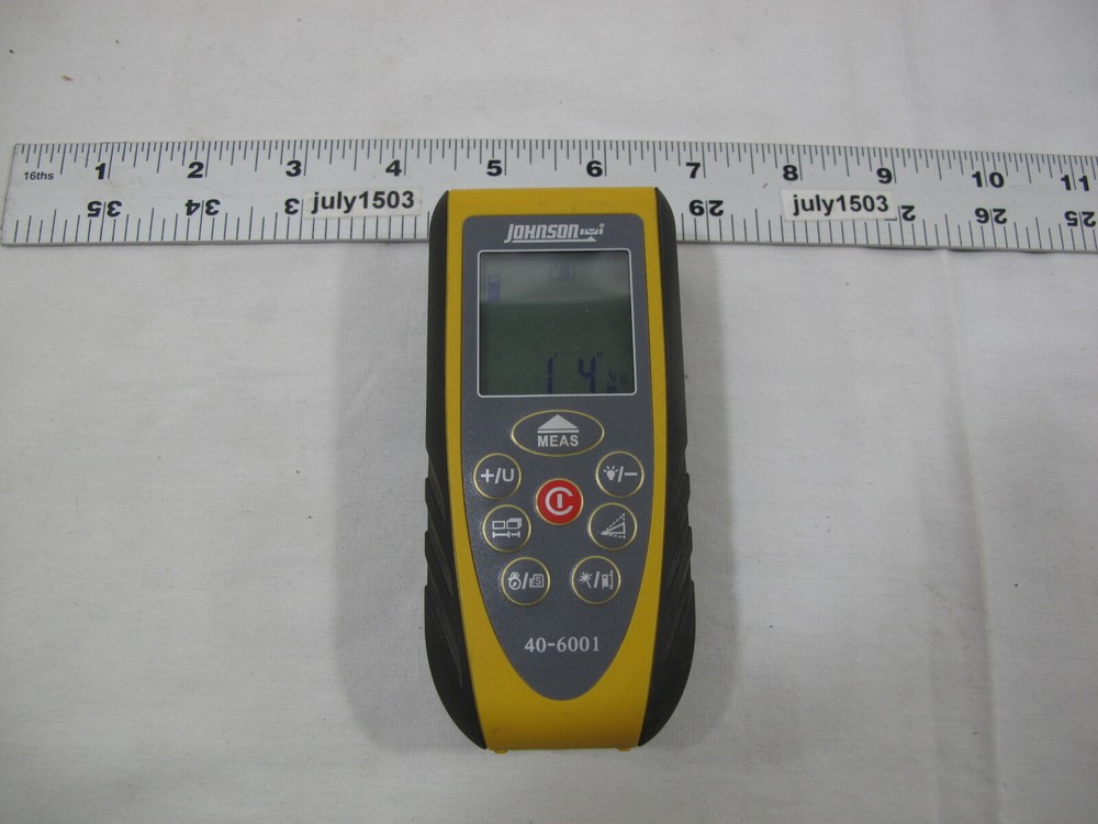 (1) Johnson Laser Distance Meter 40-6001 with Case - Light Use