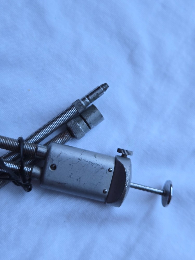 Original Leica Wetzlar Double Cable Release in User Condition