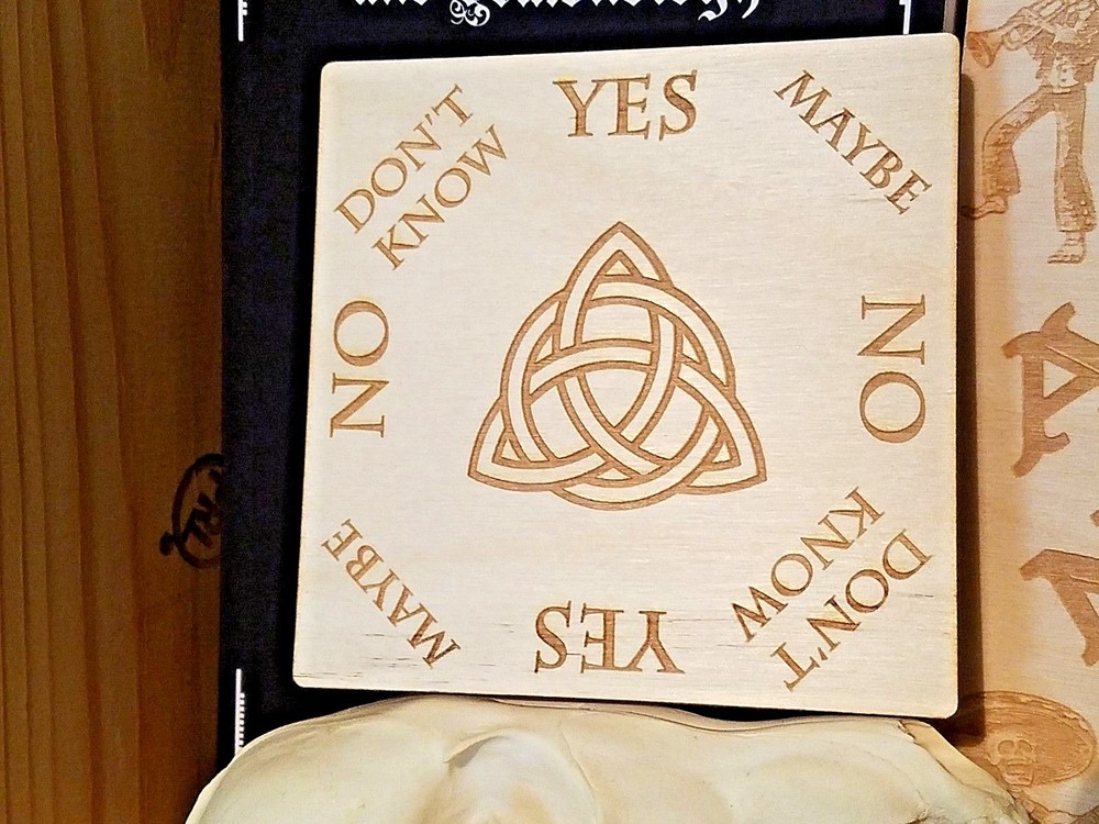 MINI Celtic Knot Pendulum Board HANDMADE for Wicca, Witch & Pagan