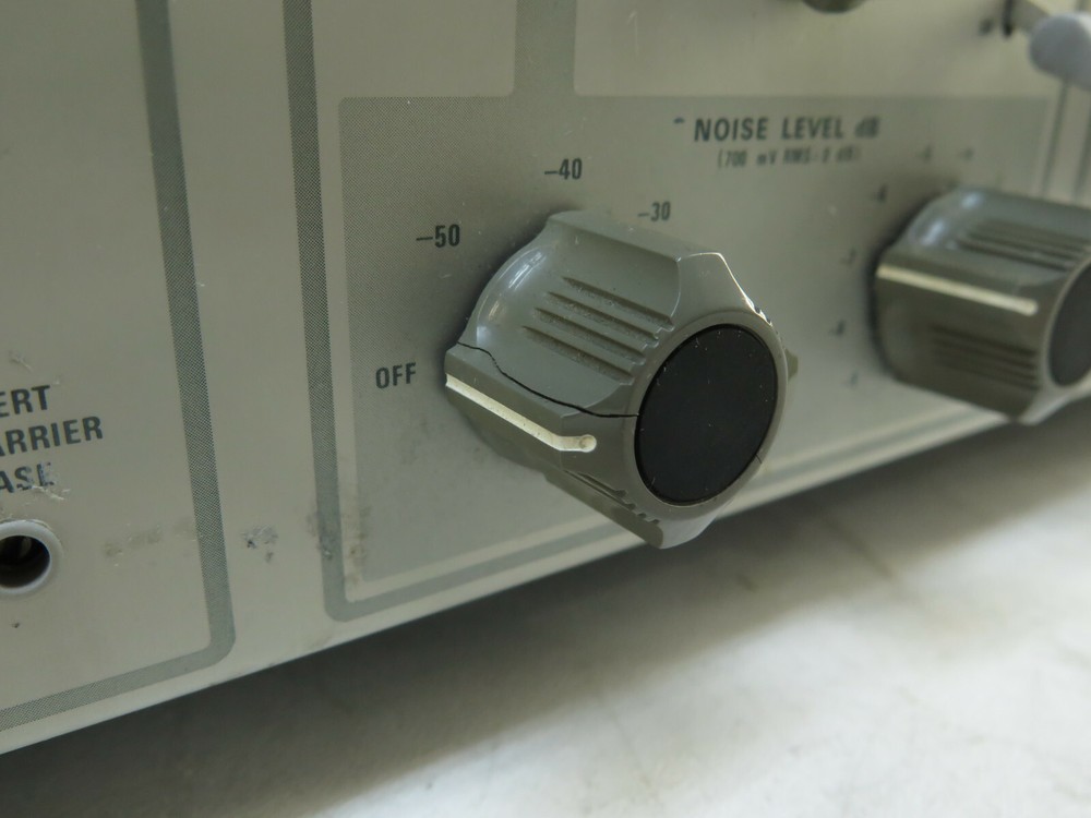 Tektronix 148 Insertion Test Signal Generator