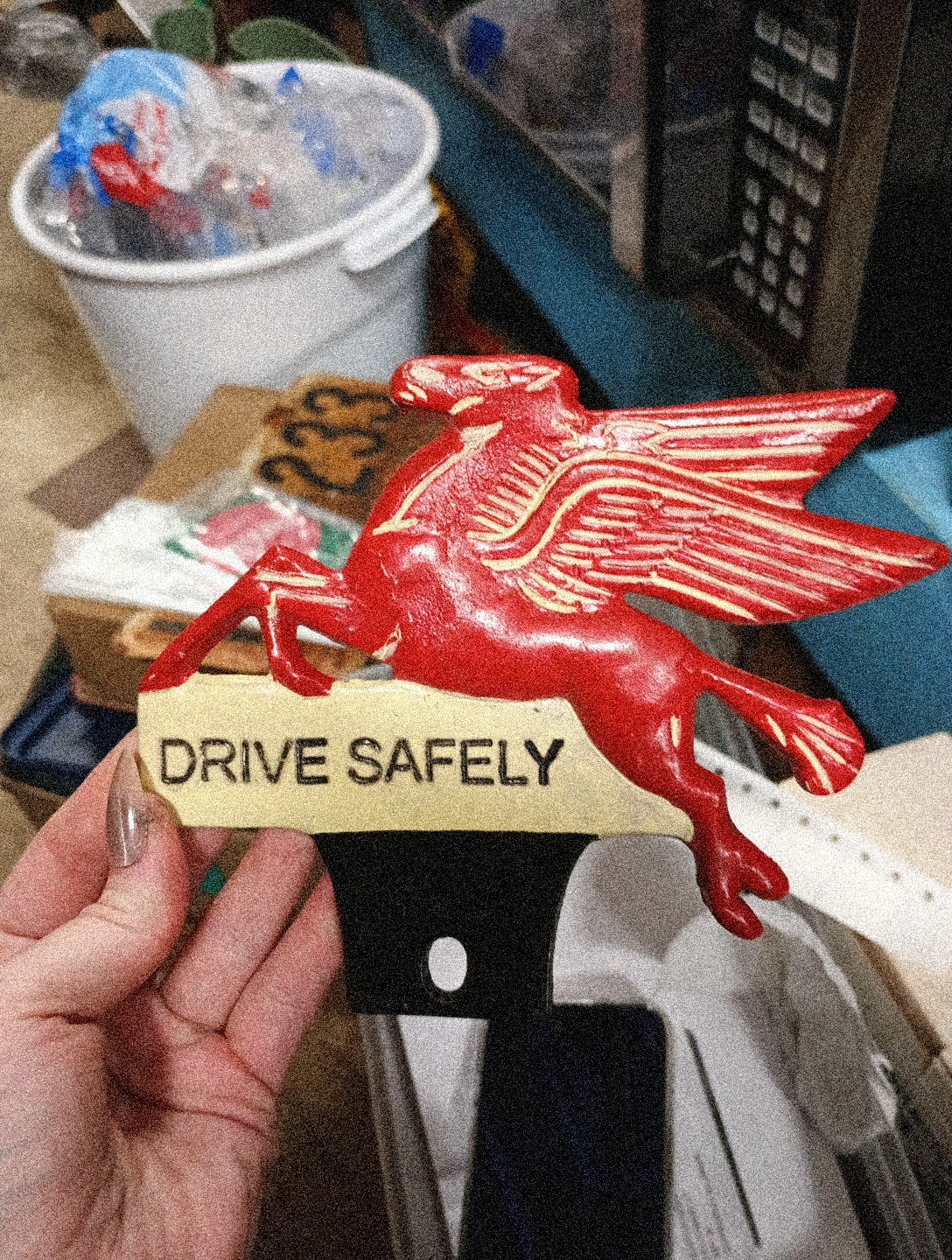 Metal Pegasus Drive Safely Topper