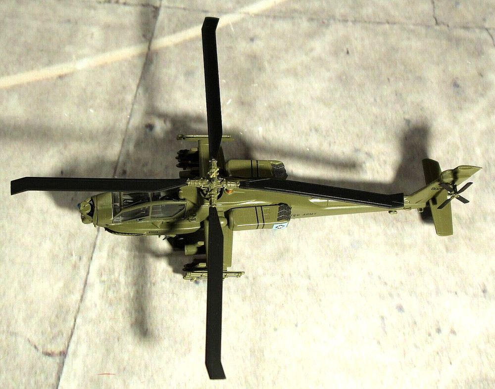 Easy Model Boeing AH-64A Apache U.S. Army 1:72 Scale
