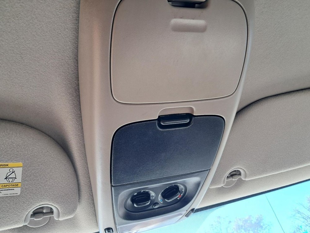 EXPLORER 2007 Glove Box 4849675