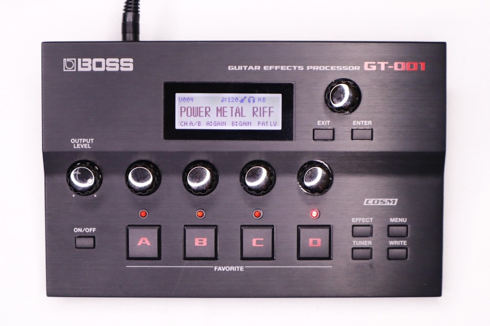 🎸 BOSS GT-001 Guitar Effects Processor – MINT Condition