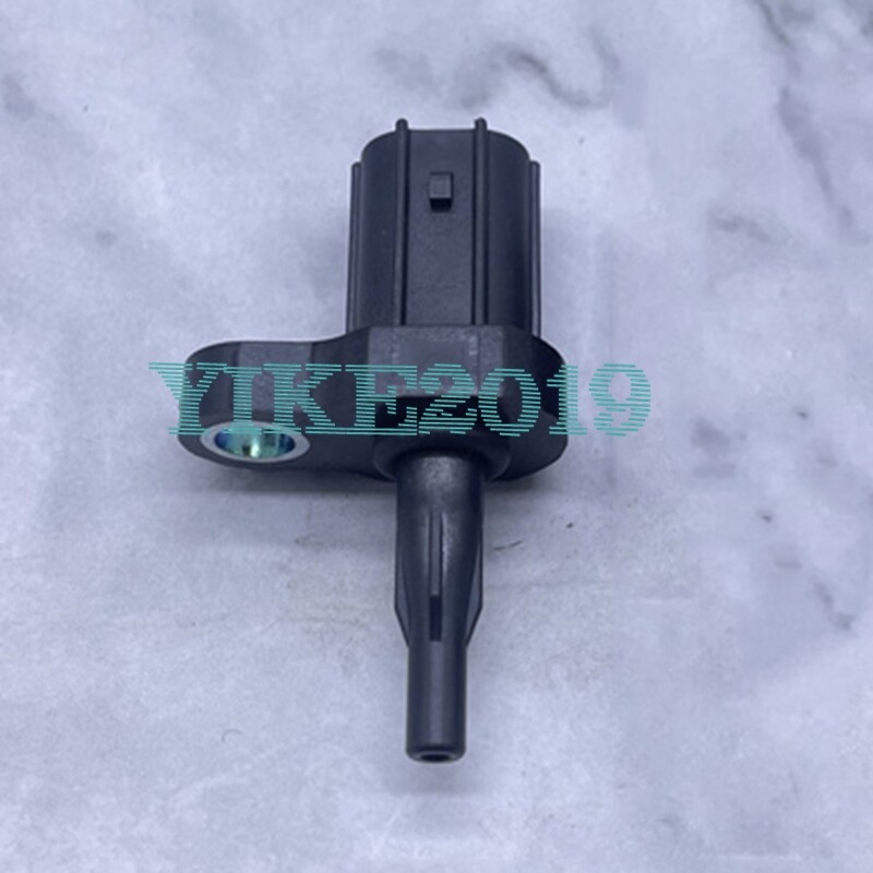 FOR Engine Boost Intake Temperature Sensor 8-98065377-0