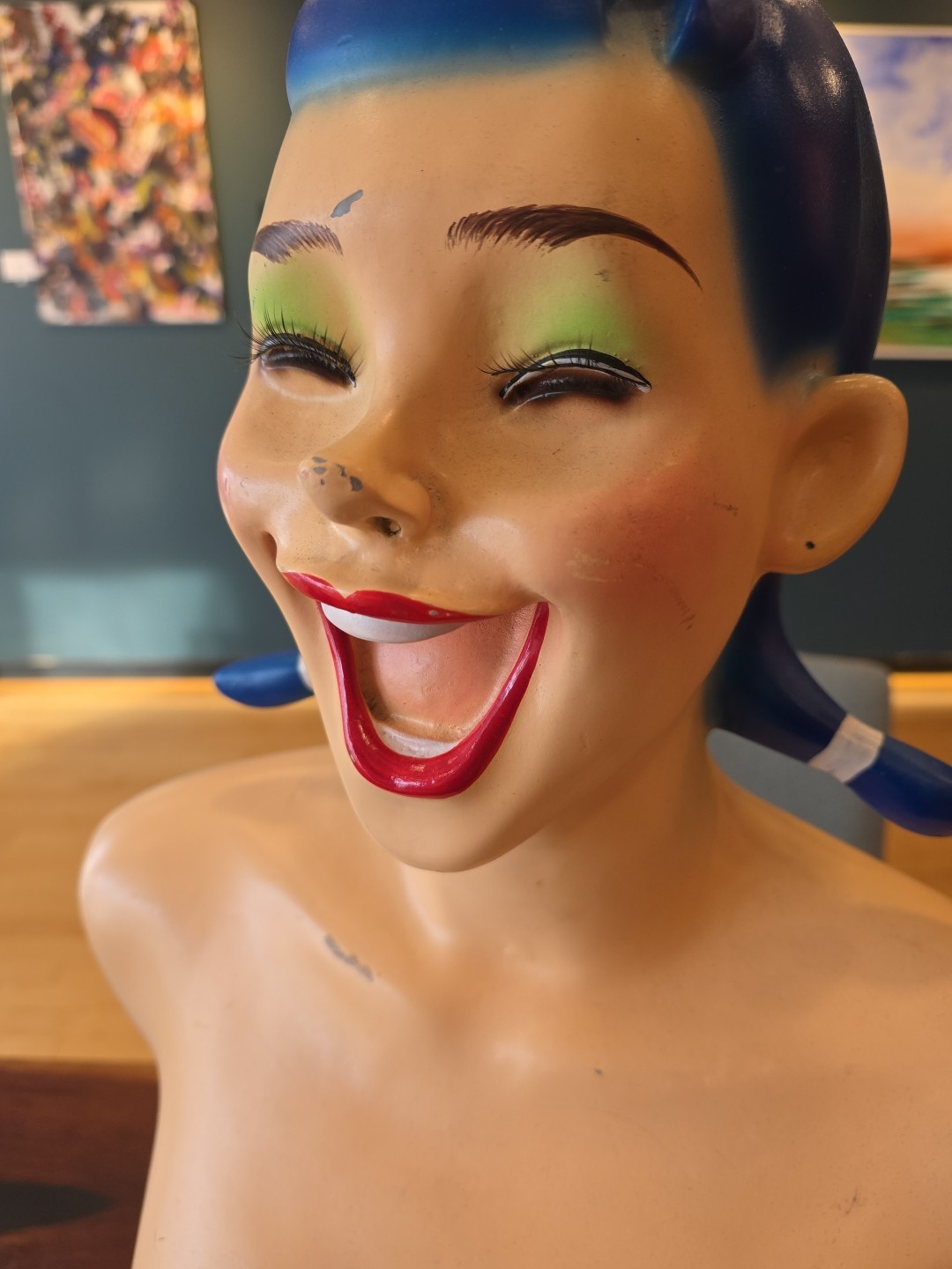 80's Big Smile Mannequin Bust