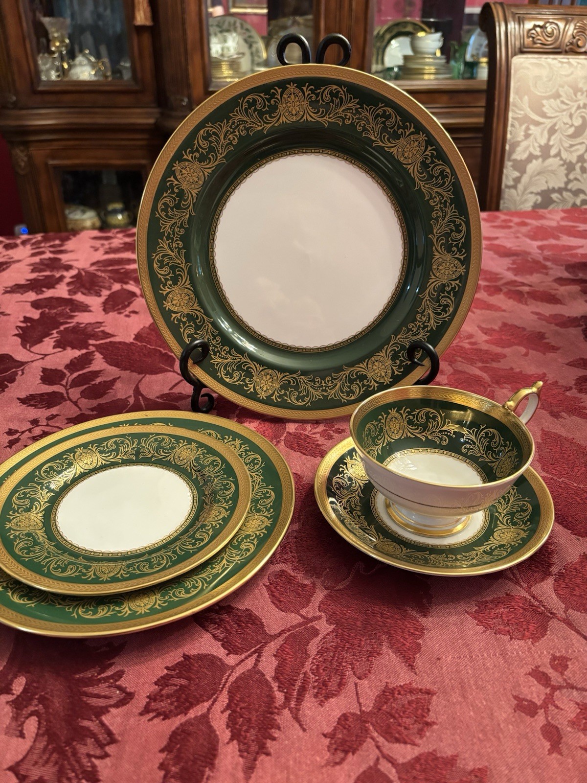 Aynsley Imperial Laurel Green China REDUCED - 5 PIECE SET