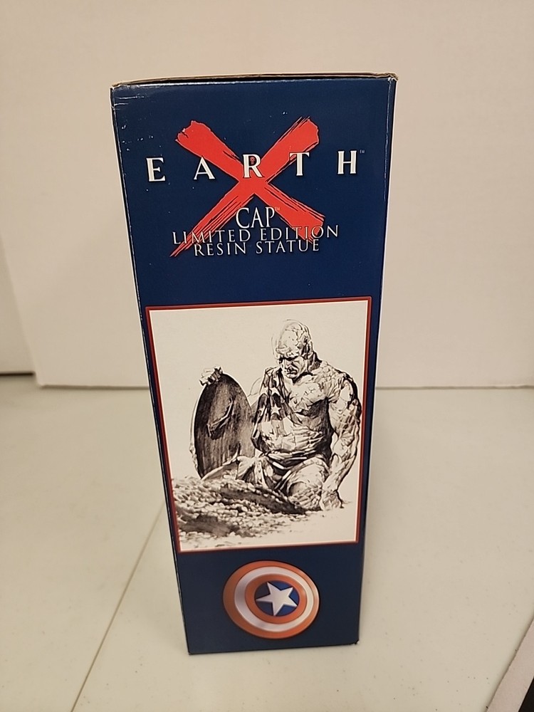 Dynamic Forces Earth X Cap Resin Statue Alex Ross New