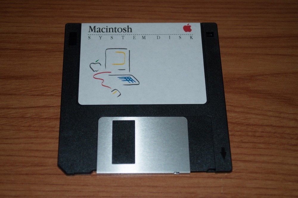 Apple Macintosh Startup Disk for Vintage Mac - HD20 Startup Disk