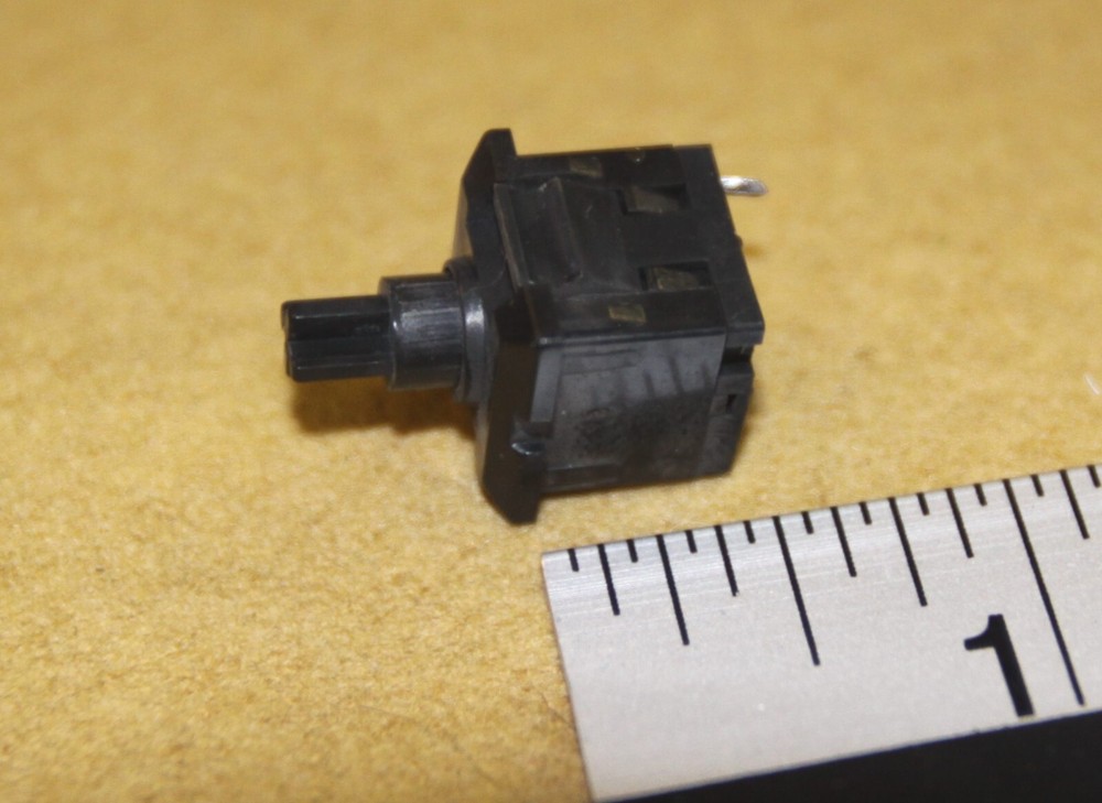 Rowe vending machine button keypad keyboard switch 30837101 Tested good