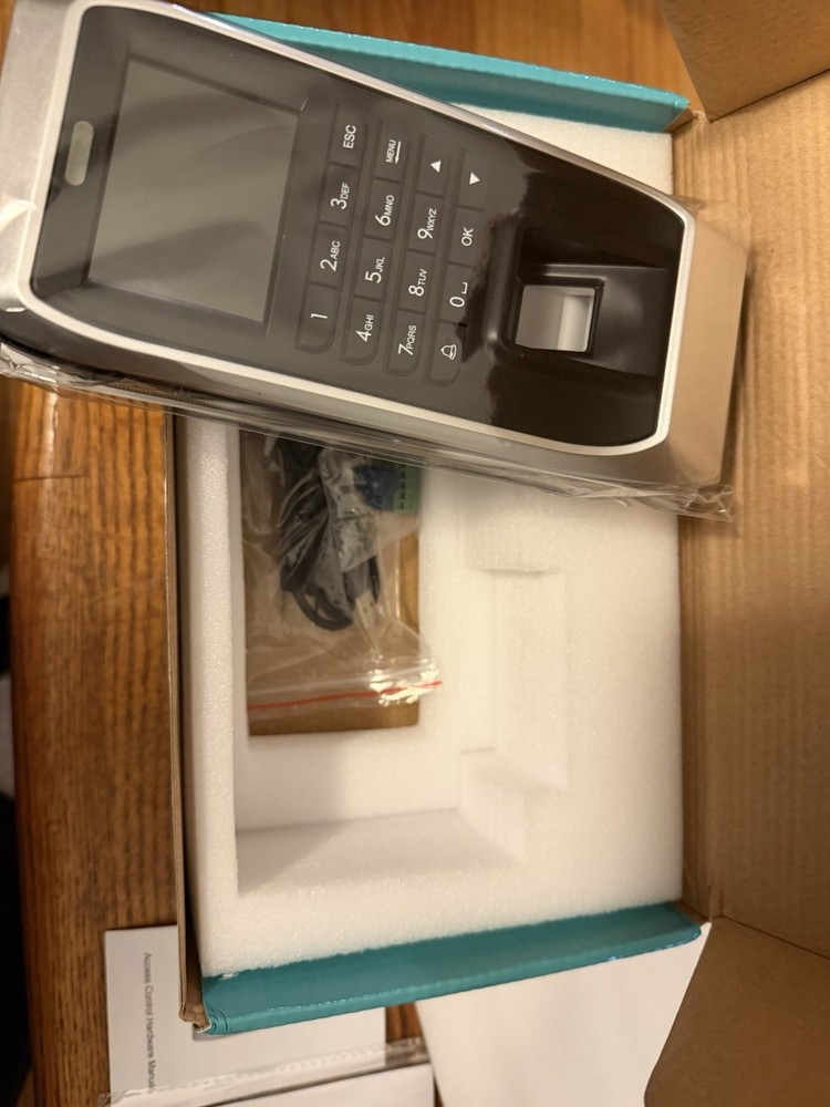 Time Attendance & Access Control ZK-FP70