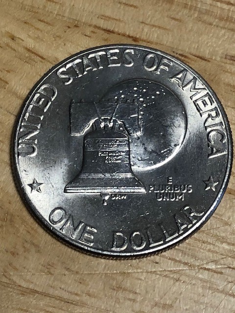 $1 Eisenhower Dollar Moon/Bell reverse 1776/1976