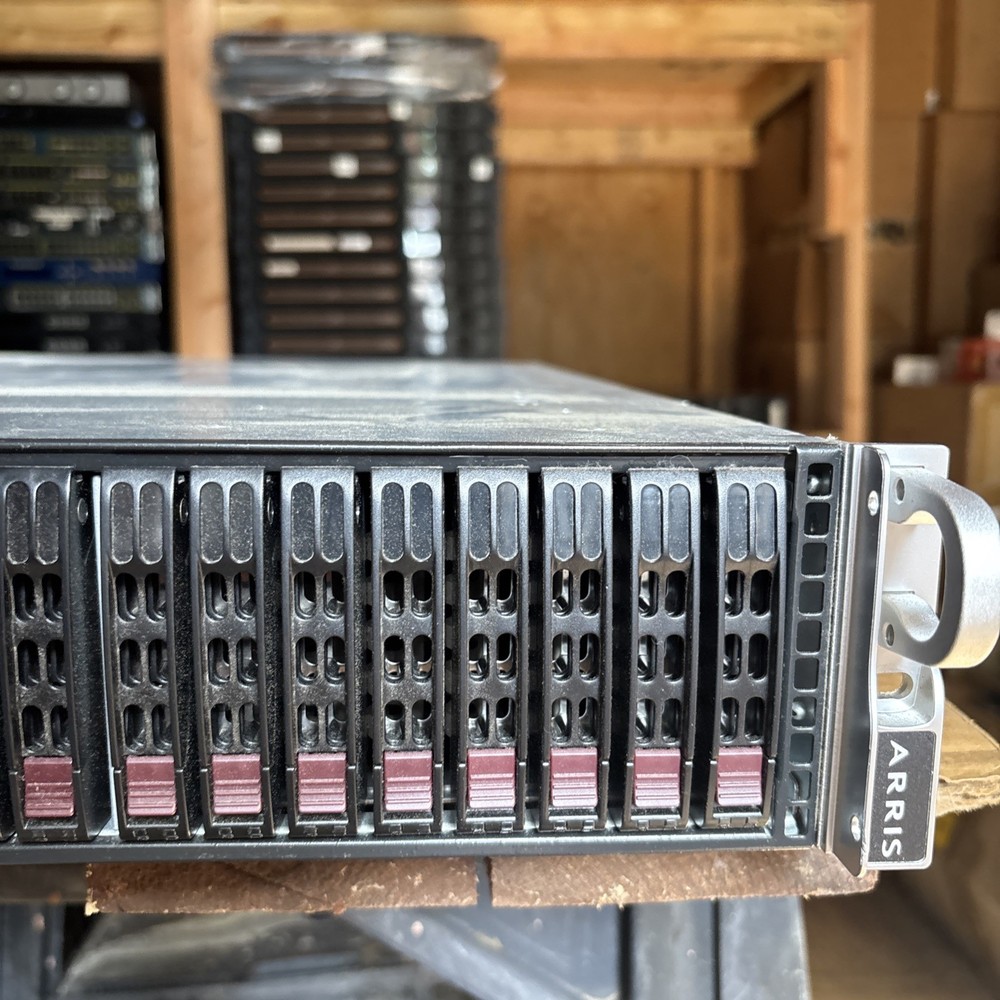 ARRIS Disk Array Chassis Enclosure with Multiple Drive Bays for NAS SAN