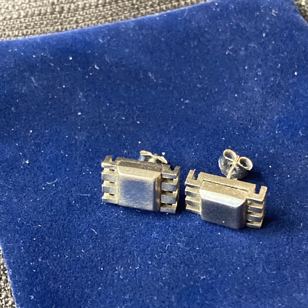 Vintage Chrome Stud Earrings￼