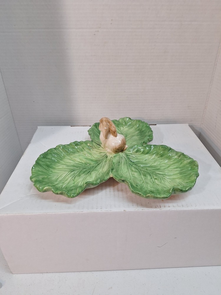 Vtg Ceramic Bunny Cabbage Leaf Divided Plate Easter
