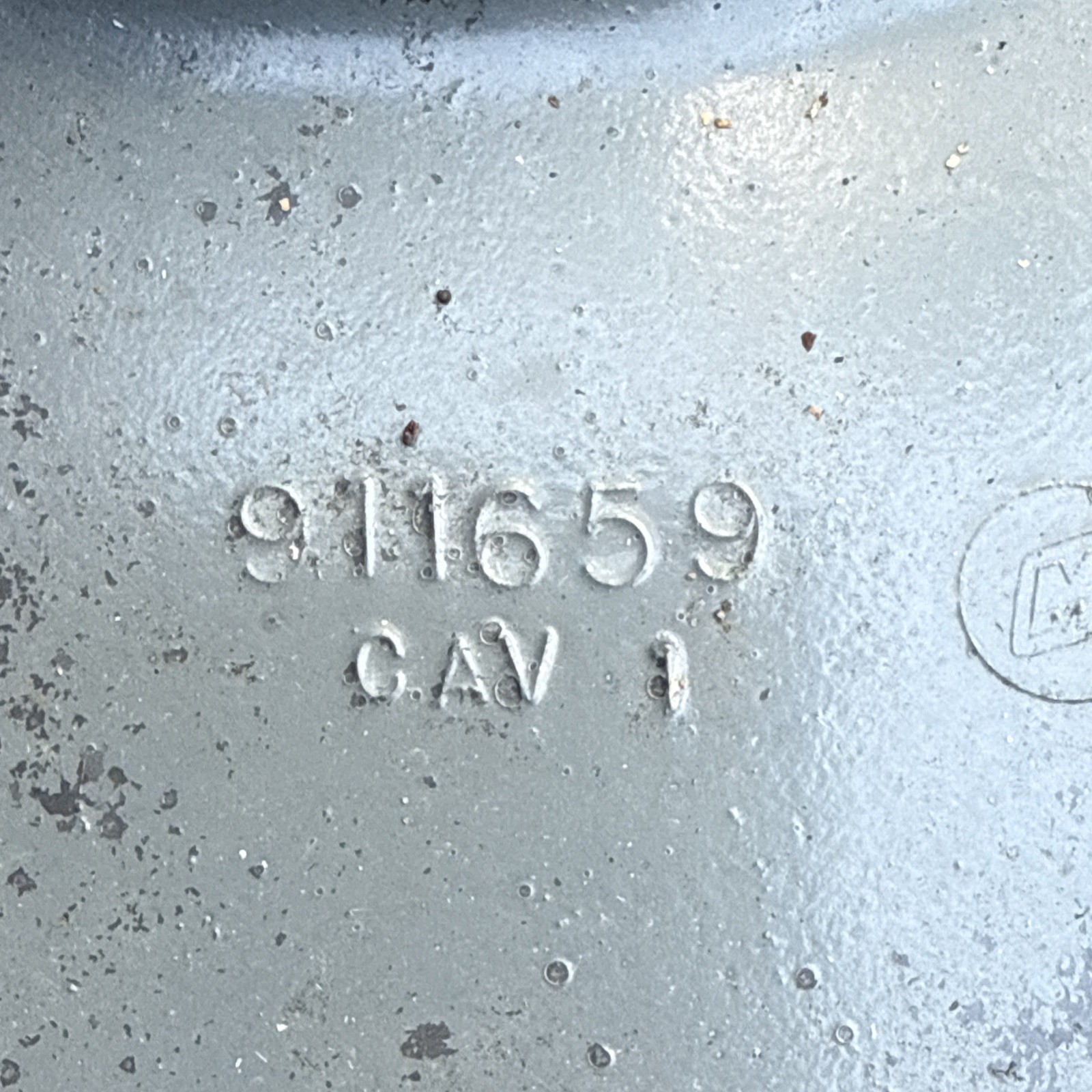 OMC Cobra Flywheel Bell Housing 911659 4.3 5.0 5.7 7.4