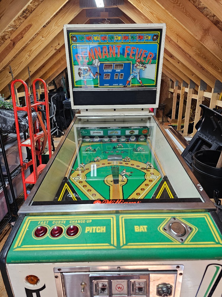pin ball machine pennant fever