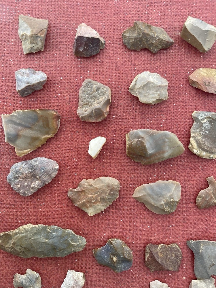 FLINT CHERT STONE ROCK