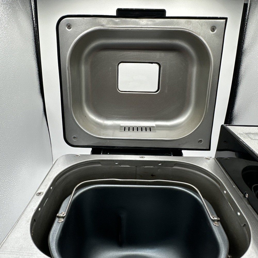 Cuisinart Automatic Bread Maker CBK-100 Compact Stainless Steel 2lb Programmable