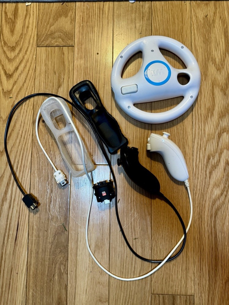 Nintendo Wii Accessory Bundle Steering Wheel Nunchuk Controller Covers