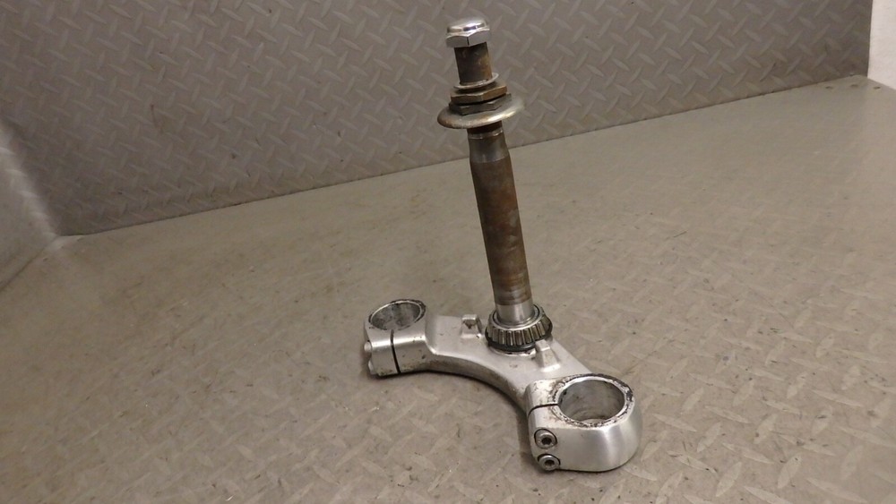 Triumph Thunderbird 900 lower, bottom yoke, fork clamp