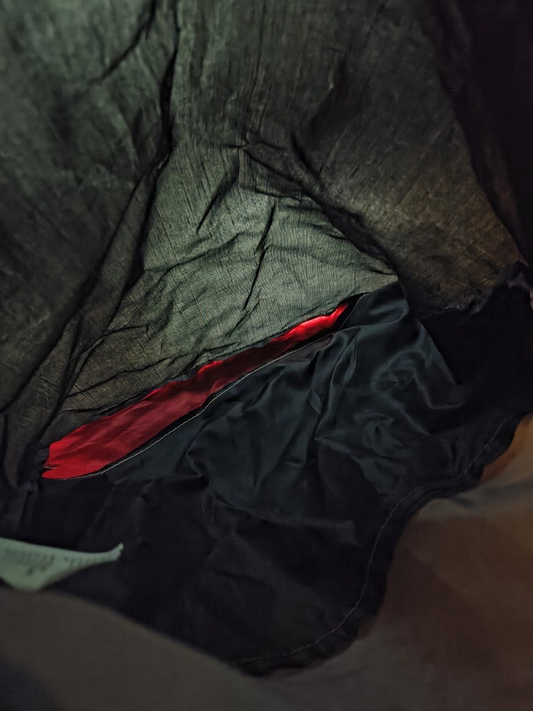 Pilot Company Drawstring Backpack – Black/Red – Light & Durable