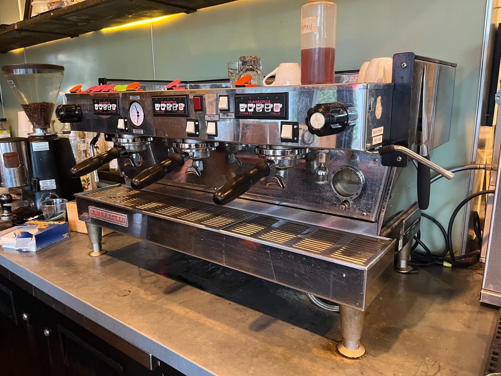 La Marzocco Linea 3 Group Semi-automatic Espresso Machine - LINEA3EE