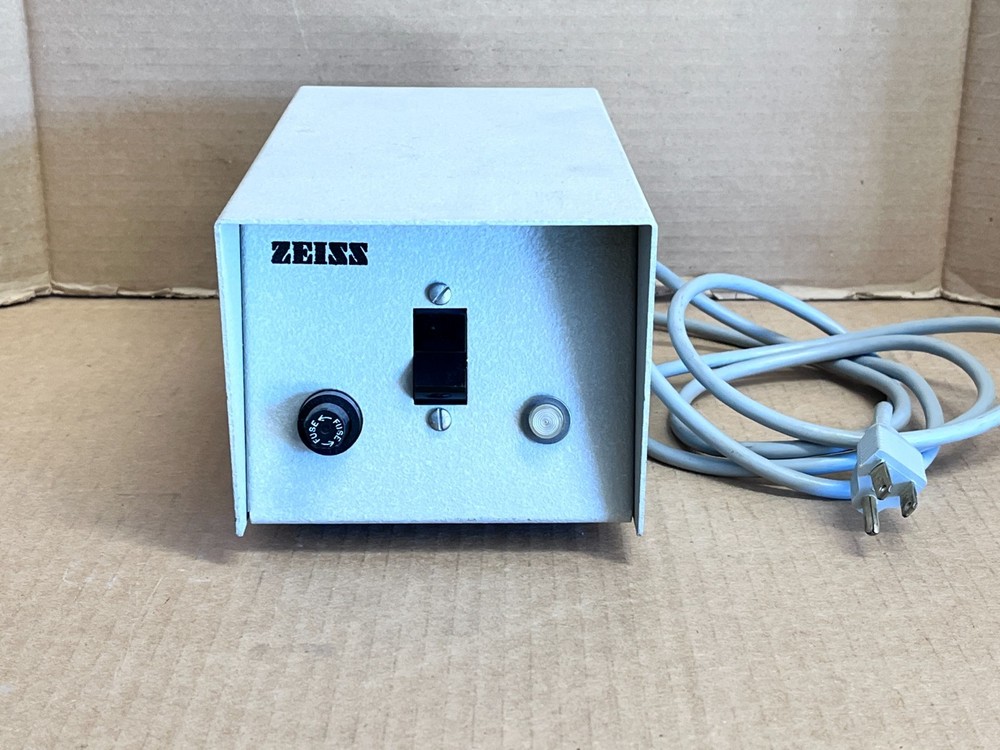 CARL ZEISS MICROSCOPE LIGHT SOURCE POWER SUPPLY ELECTRO POWERPACS 1100