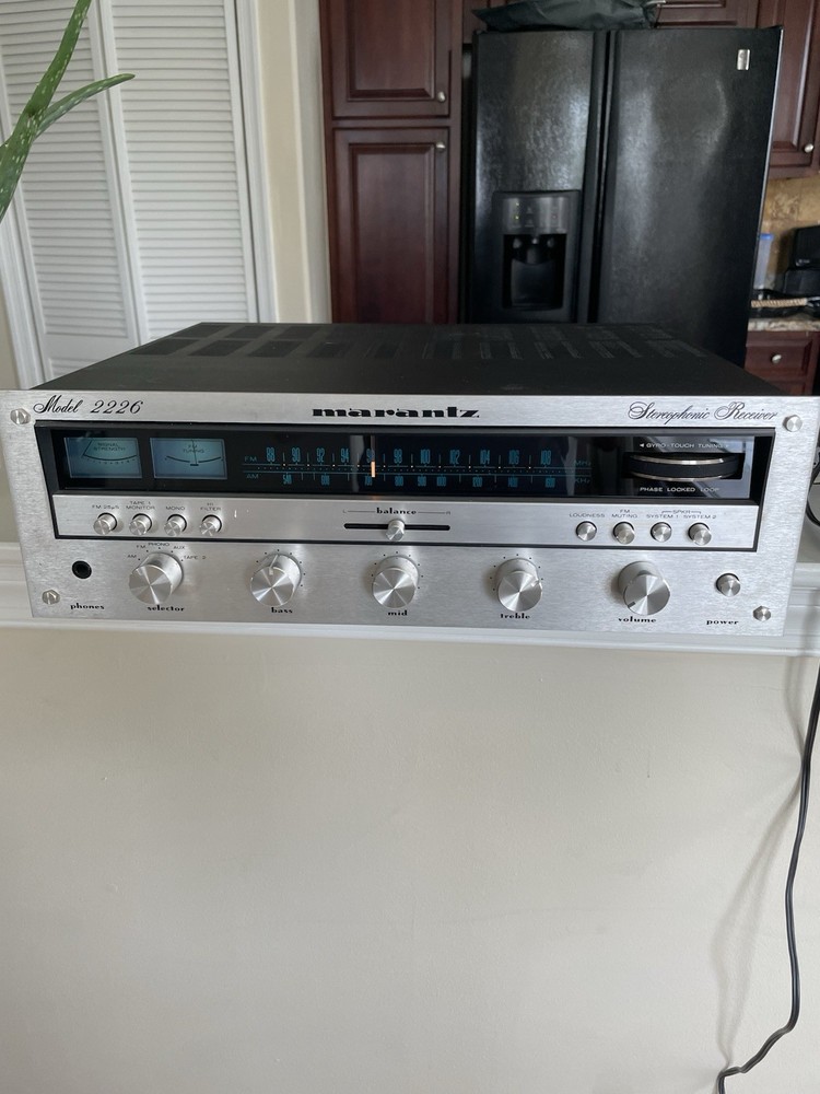 marantz 2226  Stereo Receiver