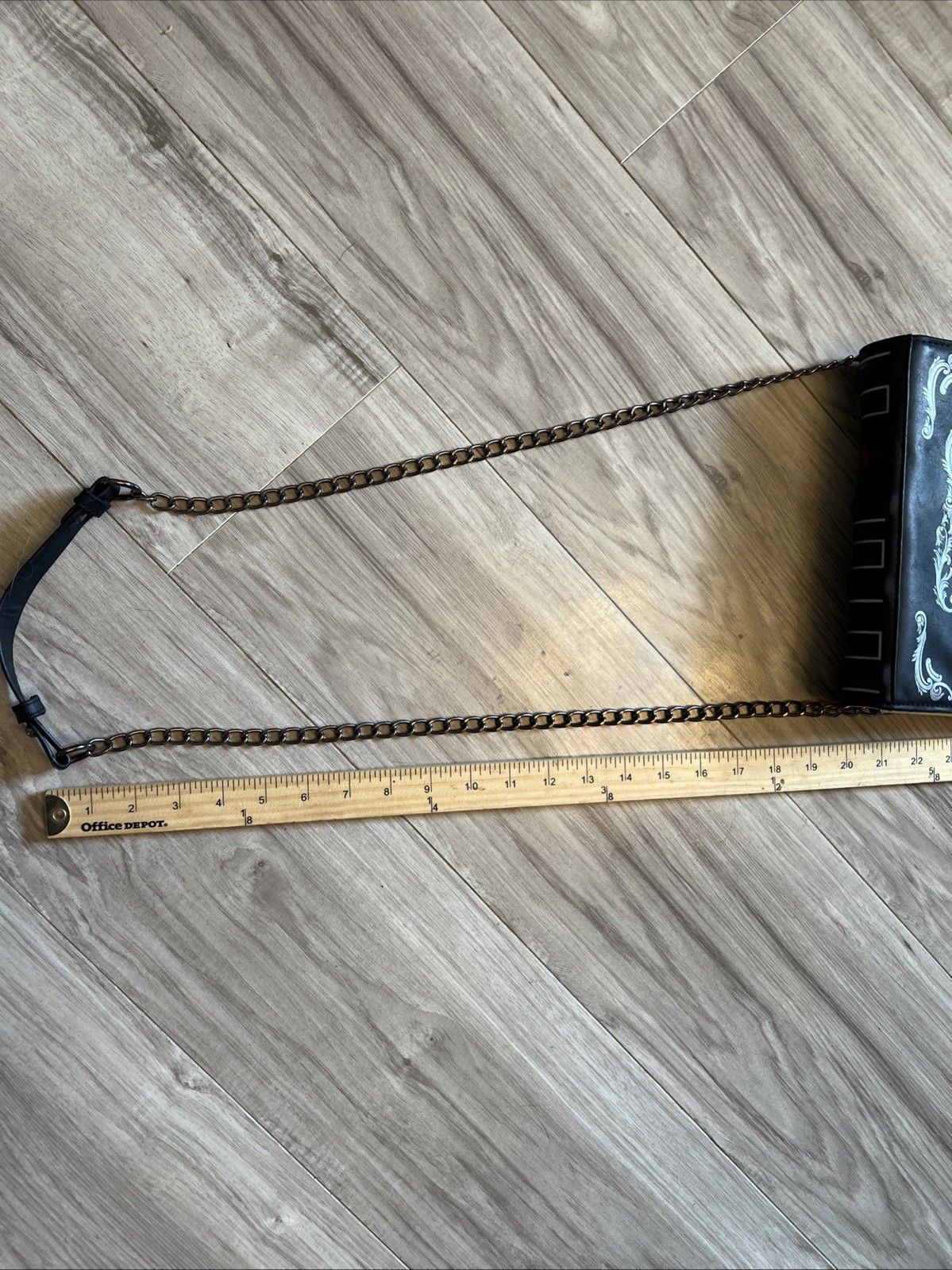 Awesome Disney Villians Evil Queen Unfairest Of Them All Spellbook Bag Bioworld