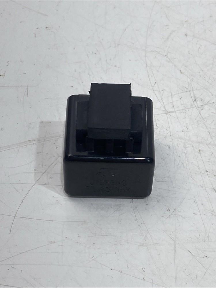 ♻️ Keeway RKS 125 STD 2017 - 2020 Indicator Flasher Relay ♻️