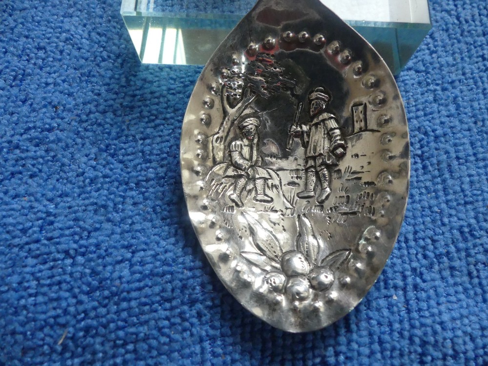 18th Century Dutch Silver Caddy Spoon Crowned Leopard Head