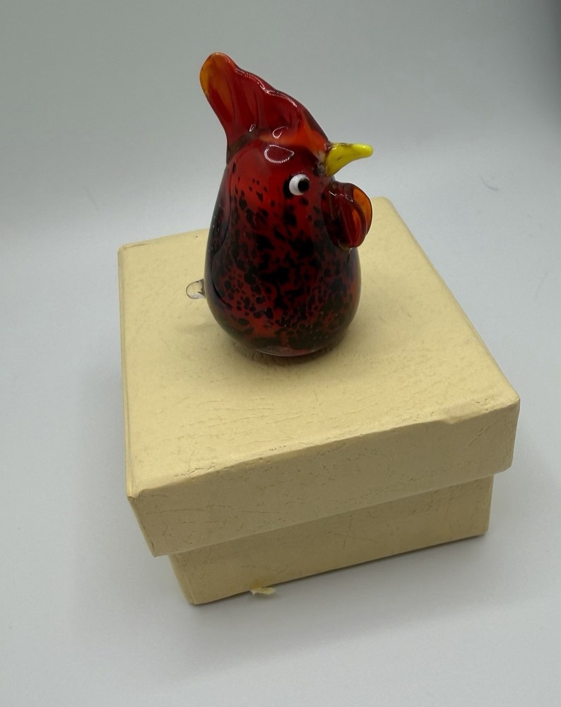 Glass Red Hen