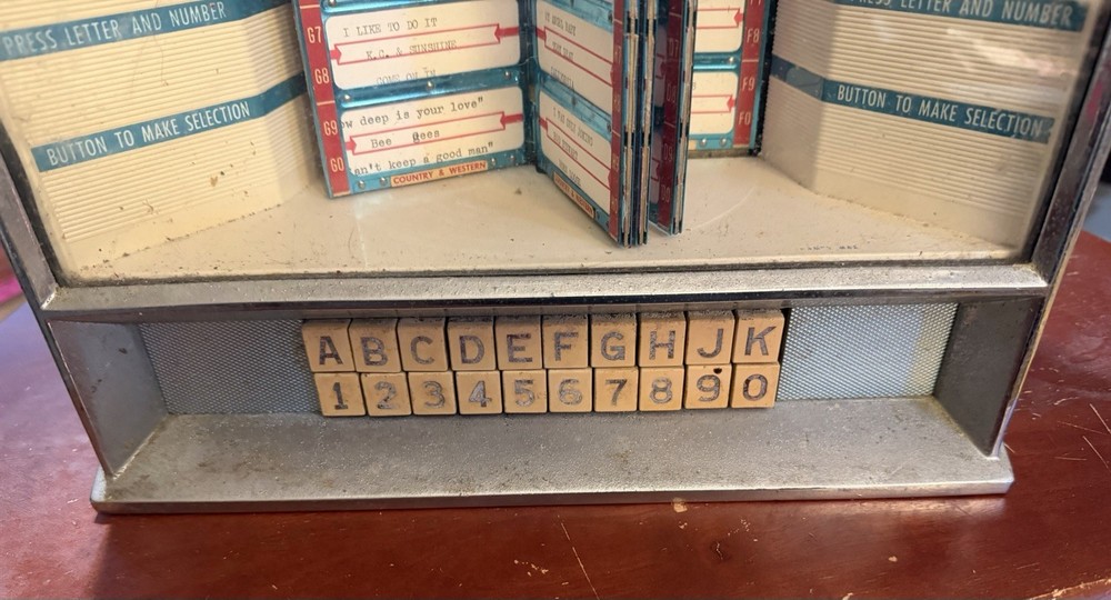 Vintage Seeburg 3W100 Jukebox Wallbox