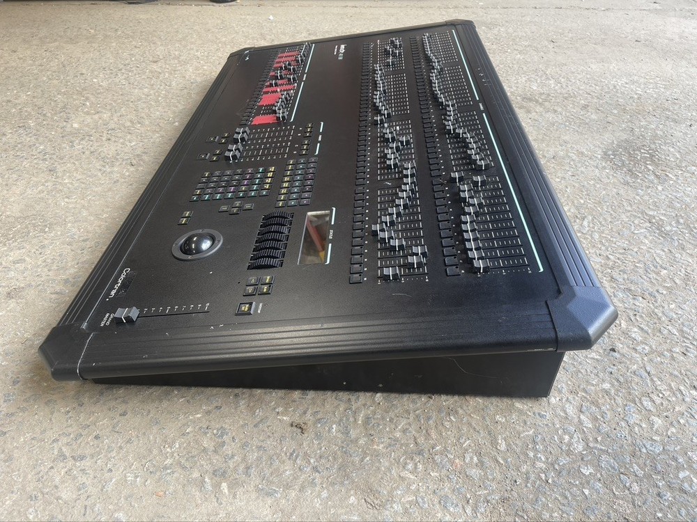 NSI Innovator 48/96 Colornet Memory Lighting Control Console