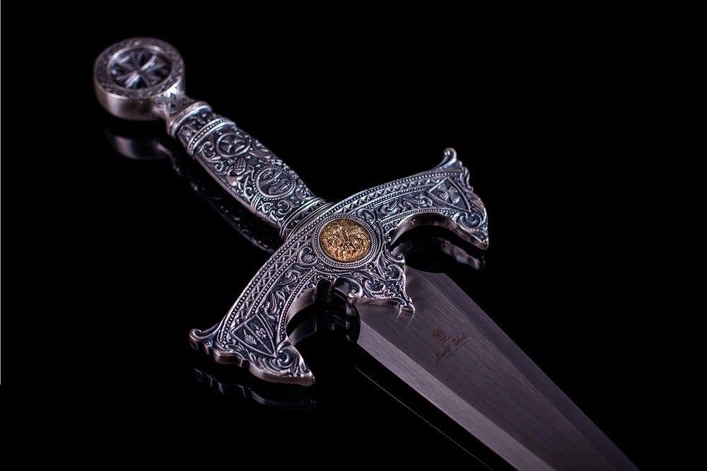 Templar Dagger