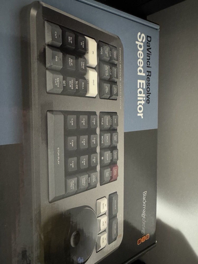 Black-magic davinci resolve speed editor ( No Activation key)