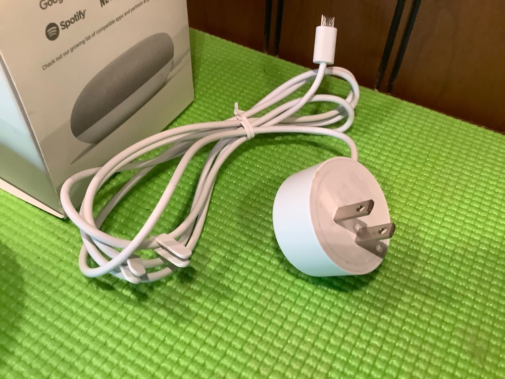 Google Home Mini (1st Gen) Smart Speaker - Chalk - New Open Box